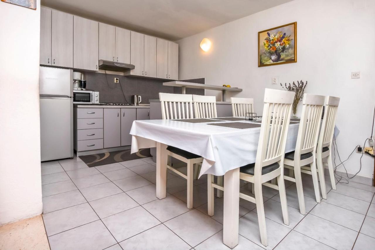 Apartments Ercegovic Рогозница Екстериор снимка