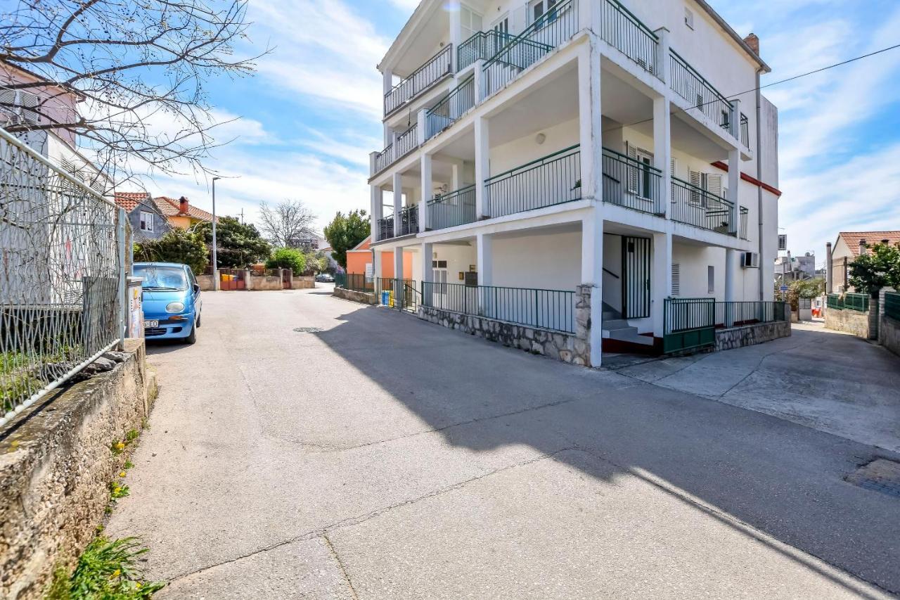 Apartments Ercegovic Рогозница Екстериор снимка