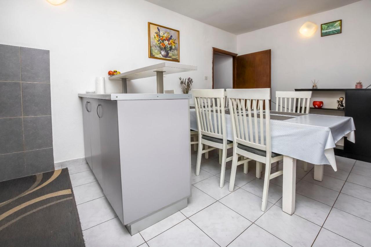 Apartments Ercegovic Рогозница Екстериор снимка