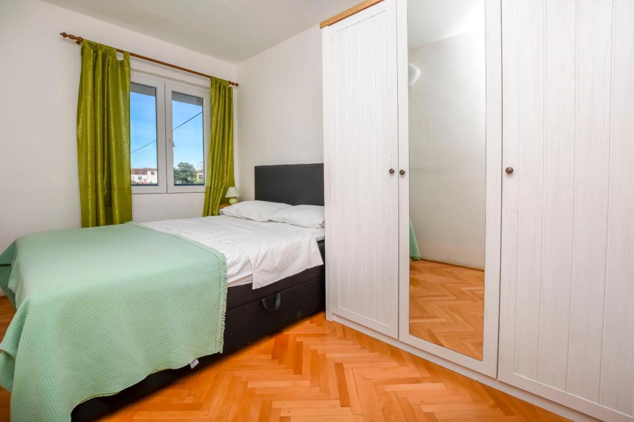 Apartments Ercegovic Рогозница Екстериор снимка
