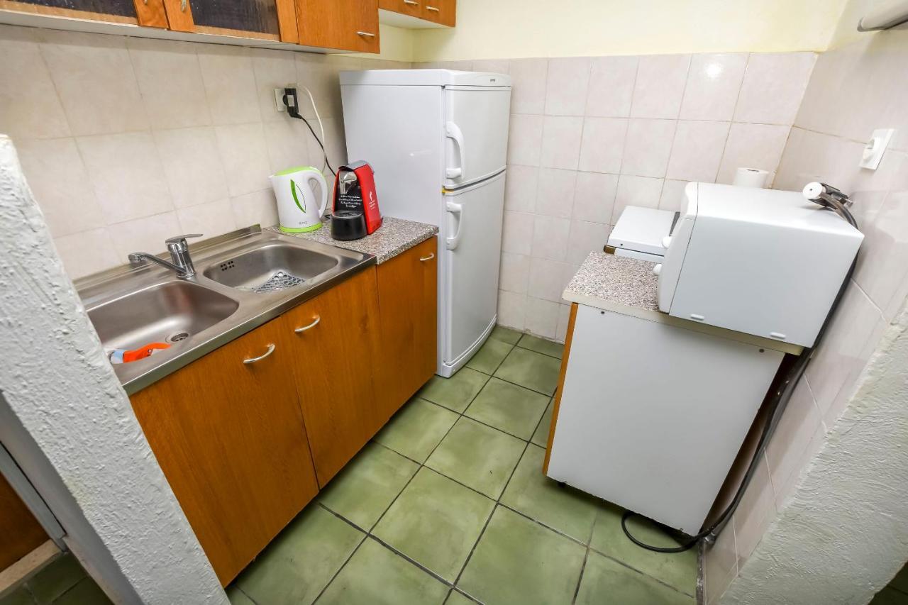 Apartments Ercegovic Рогозница Екстериор снимка